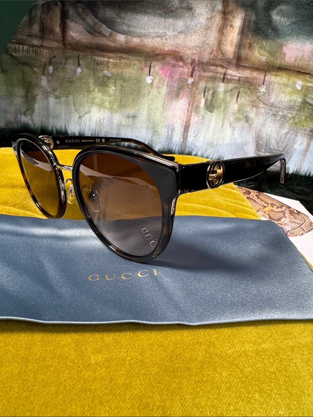 Gucci 56mm Round Sunglasses
Gucci Havana brown Asian Fit GG1027SK 002 56/21 145